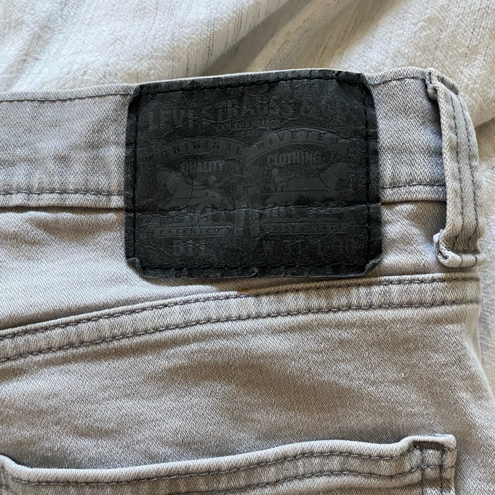 Jeans - Picture 4 of 5